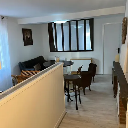Apartment Centre Proche Roissy Cdg